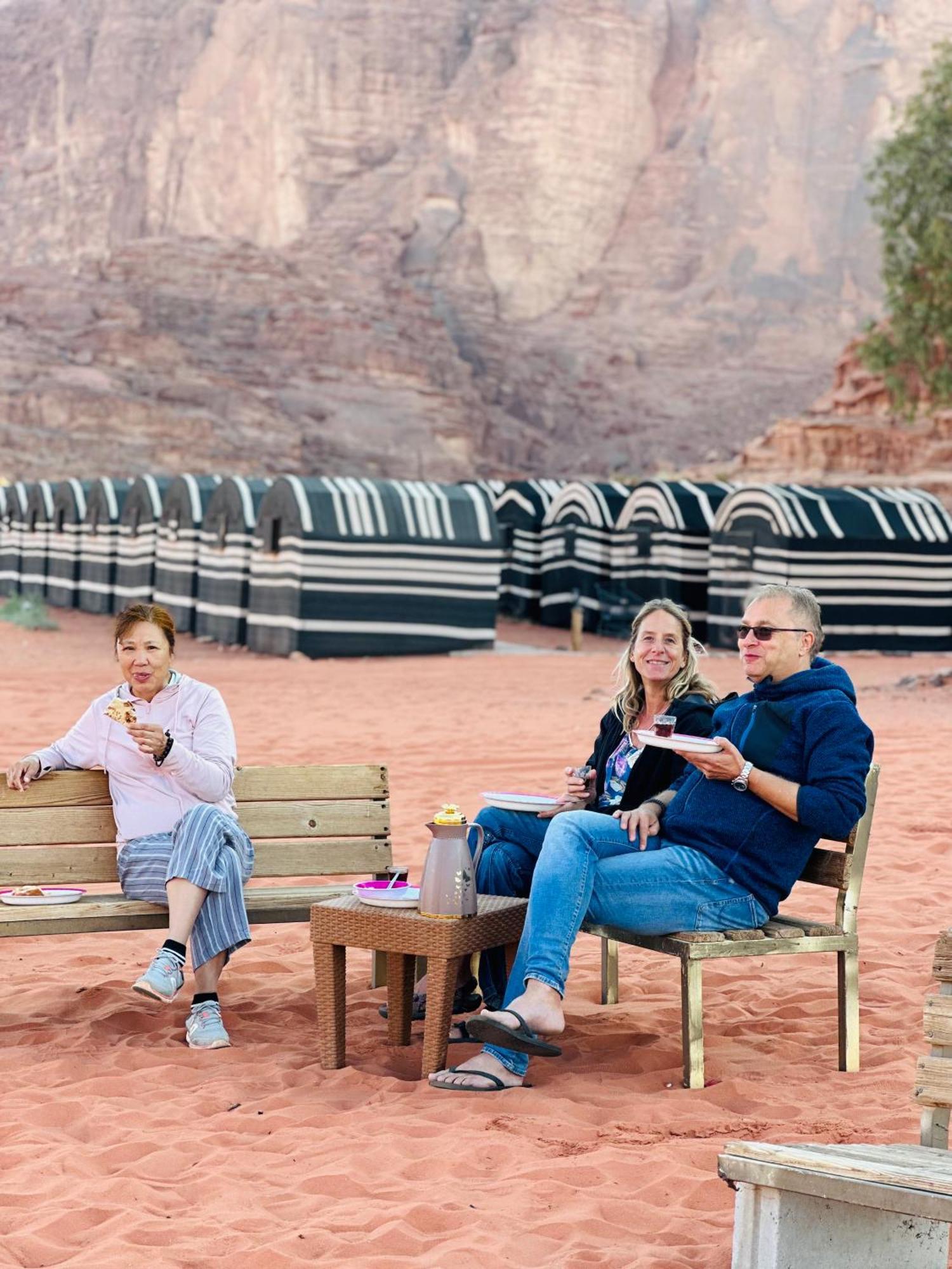 Ferienwohnung Sunset Dreams Camp Wadi Rum Exterior foto