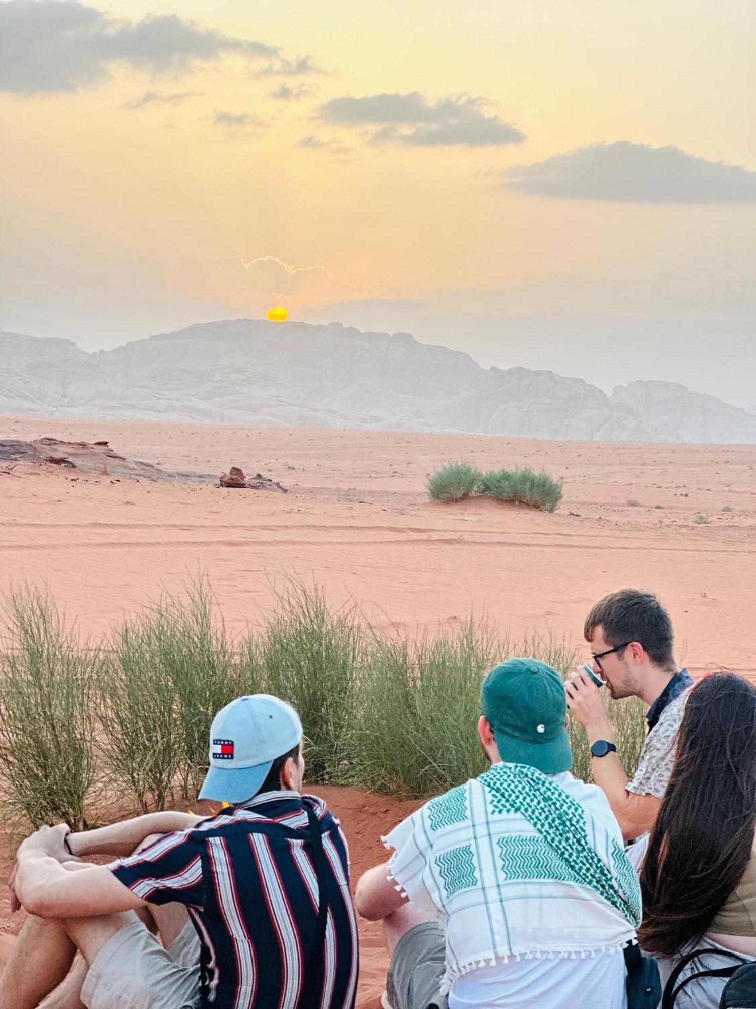 Ferienwohnung Sunset Dreams Camp Wadi Rum Exterior foto